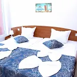 Capuccino Guest - Free Parking And Wi-fi ساني بيتش