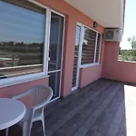Capuccino Guest - Free Parking And Wi-fi ساني بيتش