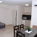Capuccino Guest - Free Parking And Wi-fi Apartamento *