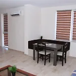 Capuccino Guest - Free Parking And Wi-fi Apartamento