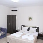 Capuccino Guest - Free Parking And Wi-fi Sunny Beach