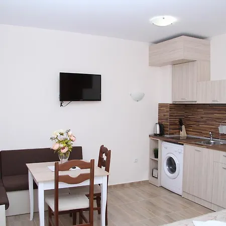 Apartment Capuccino Guest - Free Parking And Wi-fi *