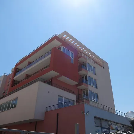 Capuccino Guest - Free Parking And Wi-fi Apartment Sunny Beach