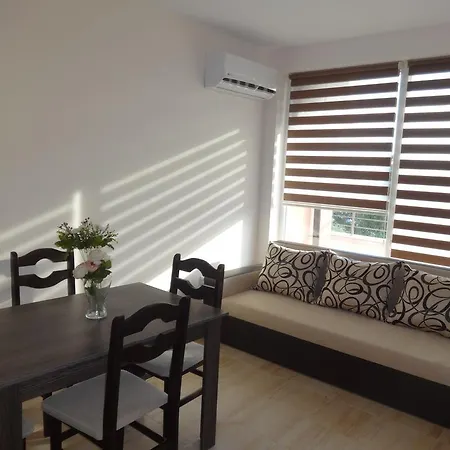 Apartment Capuccino Guest - Free Parking And Wi-fi Sunny Beach