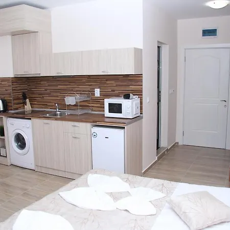Apartment Capuccino Guest - Free Parking And Wi-fi