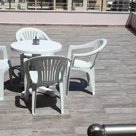 Capuccino Guest - Free Parking And Wi-fi Apartment *