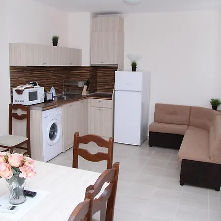 Apartment Capuccino Guest - Free Parking And Wi-fi