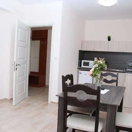 Capuccino Guest - Free Parking And Wi-fi *