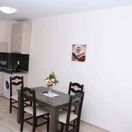 Capuccino Guest - Free Parking And Wi-fi Apartamento *