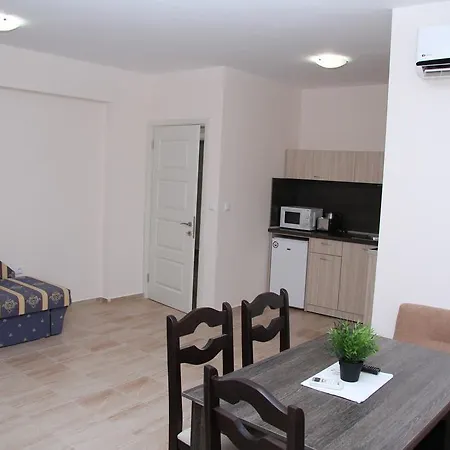 Capuccino Guest - Free Parking And Wi-fi Apartamento *