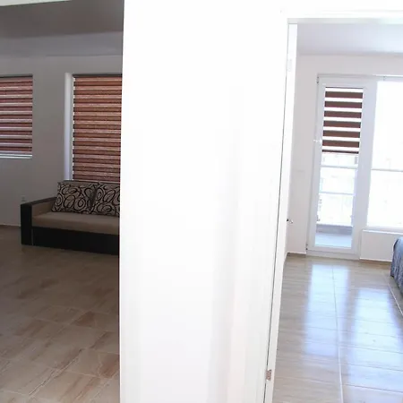 Capuccino Guest - Free Parking And Wi-fi Sunny Beach