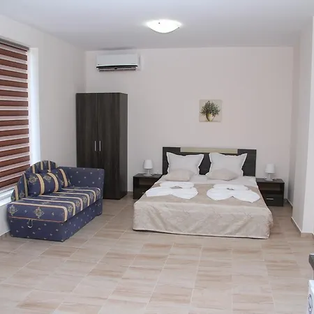 Apartamento Capuccino Guest - Free Parking And Wi-fi Sunny Beach