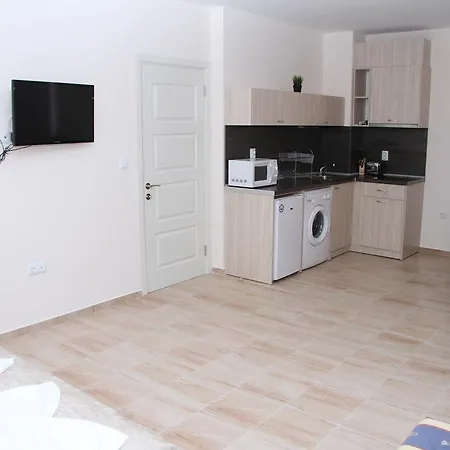 Apartment Capuccino Guest - Free Parking And Wi-fi