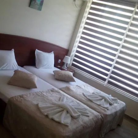 Capuccino Guest - Free Parking And Wi-fi Apartamento Sunny Beach