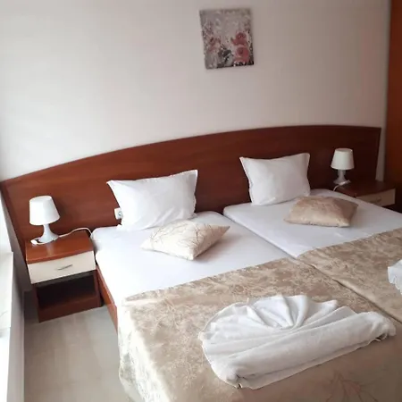 Capuccino Guest - Free Parking And Wi-fi * Sunny Beach