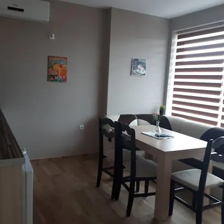 Capuccino Guest - Free Parking And Wi-fi Apartment *