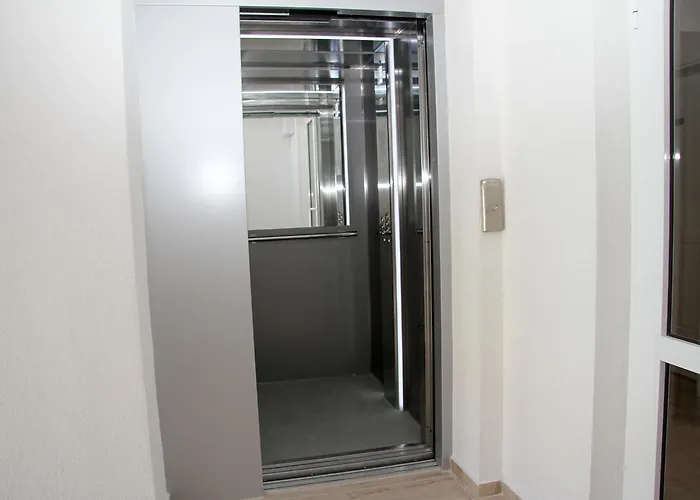 Capuccino Guest - Free Parking And Wi-fi Apartament Słoneczny Brzeg