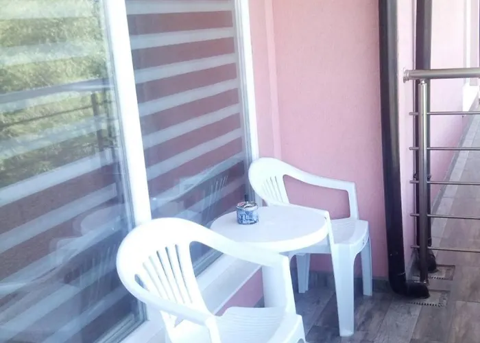 Capuccino Guest - Free Parking And Wi-fi Apartament *