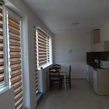 Capuccino Guest - Free Parking And Wi-fi 써니비치